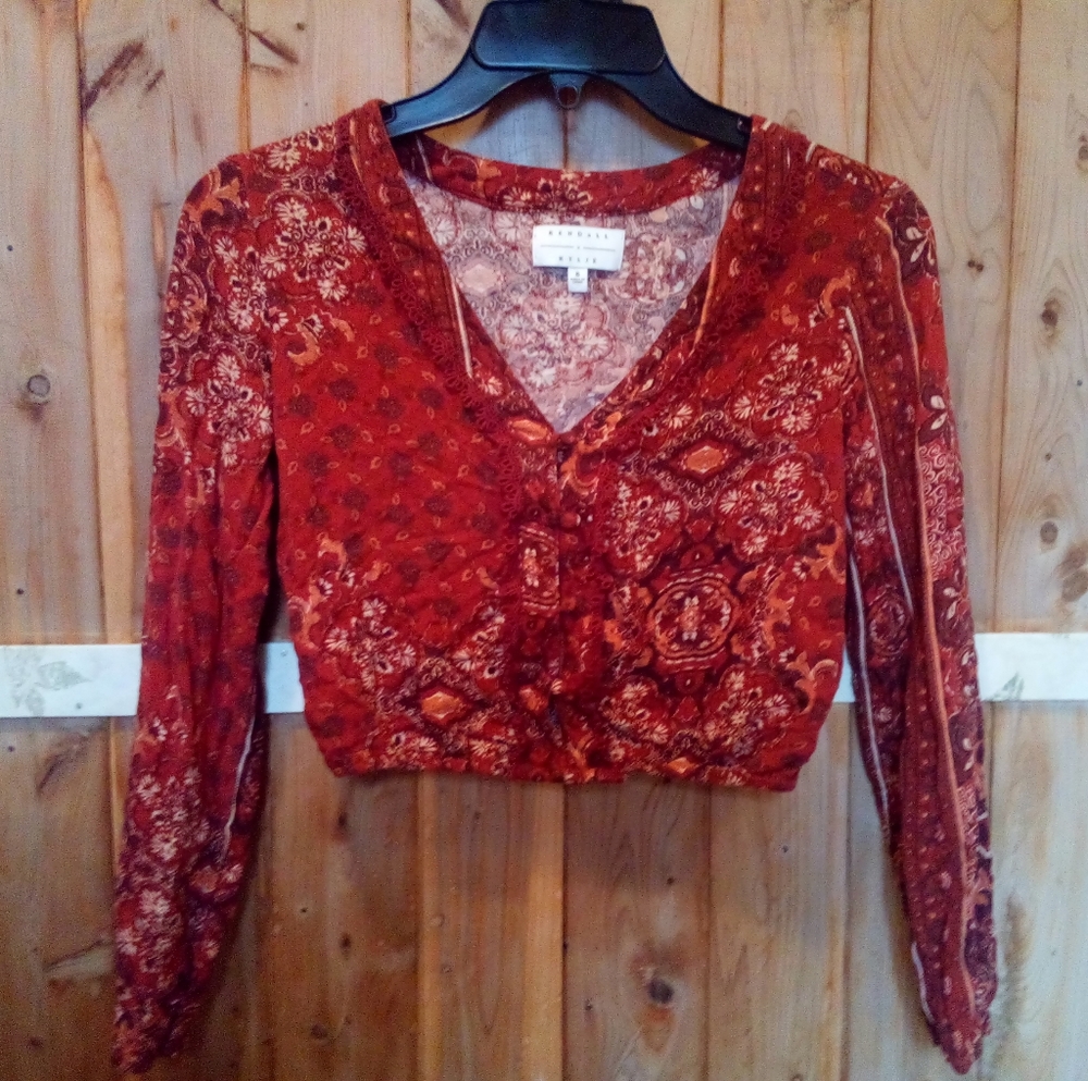 Long Sleeve Crop Top